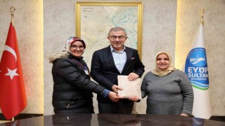 Eyüpsultandaki Kardeşlik Çarşısında depremzedeler için 118 bin 707 TL toplandı