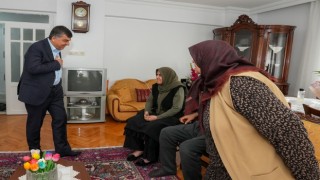 Fadıloğlu, Umreden dönen vatandaşın davetini kırmadı