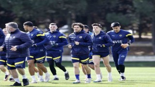 Fenerbahçe, Sevilla maçı hazırlıklarını sürdürdü