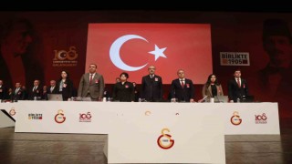Galatasarayda Burak Elmas ve Dursun Özbek yönetimleri mali ve idari olarak ibra edildi