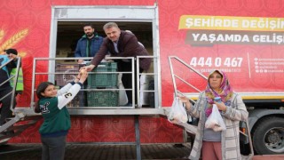 Gaziosmanpaşa Belediyesi deprem bölgesinde yaraları sarıyor