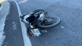 Gazipaşada trafik kazası:3 yaralı
