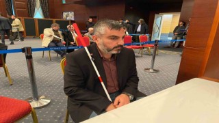 Görme engelli Mehmet Avar AK Parti aday adaylığı için başvuru yaptı