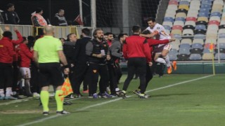 Göz-Göz, İzmir serüveninde kayıpsız ilerliyor