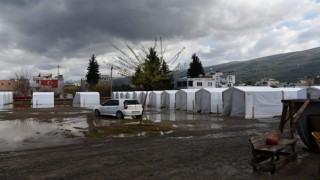 Hatayda yağmur depremzedelere zor anlar yaşattı