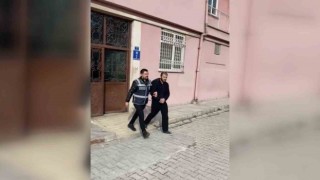 Havale yaptım bahanesiyle kuyumcuları dolandıran şüpheli yakalandı