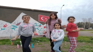 Hayata Resimle Gülümse: Çocuklar depremi resimle unutuyor