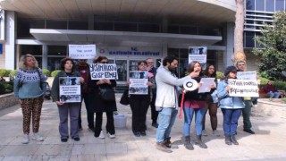 Hayvanseverlerden Gaziemir Belediyesinde protesto