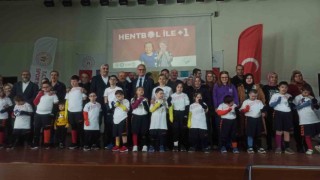 ‘Hentbol ile +1 projesinin lansmanı yapıldı