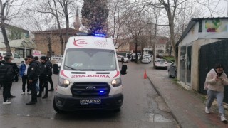 İki grup arasındaki tartışma kanlı bitti, bir kişi bıçakla yaralandı