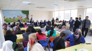 İl Milli Eğitim Müdürü Koca: Yaraları sarmak için milletimiz ile omuz omuza çalışıyoruz