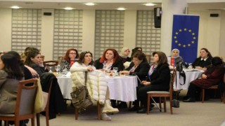 İş dünyası ve STK temsilcileri, Afet ve Kadın panelinde buluştu