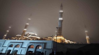 İstanbulda akşam saatlerinde yoğun sis etkili oldu