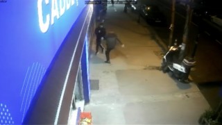 İstanbulda dehşet anları kamerada: Kavga ediyormuş gibi yapıp ateş açtılar