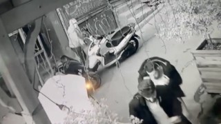 İstanbulda film gibi olay kamerada: Kaza yaptığı adamı silahla vurdu