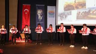 İstiklal Marşının kabulünün yıldönümü Marmariste düzenlenen tören ile kutlandı