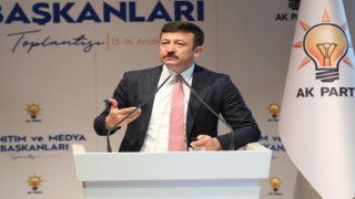 İzmirdeki 4 partide aday adayı bolluğu