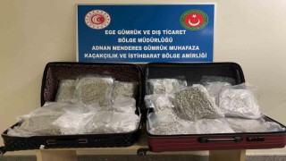İzmirdeki havalimanında valiz içerisinden zehir çıktı