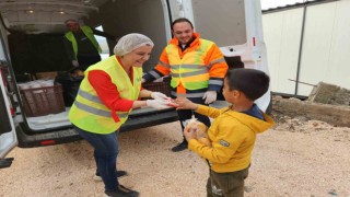 İzmit Belediyesi Pazarcıkta yaraları sarmak için çalışıyor