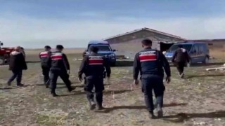 Jandarma kaybolan koyunları dron ile buldu