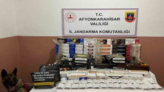 Jandarmadan kaçak makaron ve tütün operasyonu