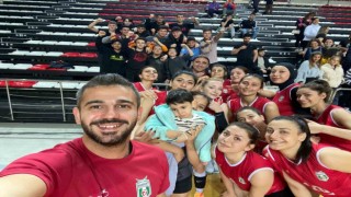 Kadın Voleybol Liginde Şampiyon Manavgat Belediyespor