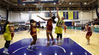 Kadınlar basketbolda derbi heyecanı: Galatasaray - Fenerbahçe