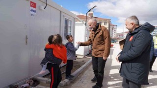 Kahramanmaraş Afşinde konteynerkentte yaşam başladı