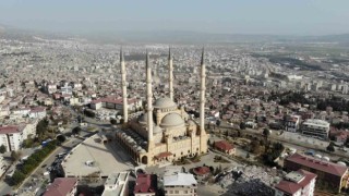 Kahramanmaraşın simgesi Abdülhamit Han Camii depremlere rağmen dimdik ayakta