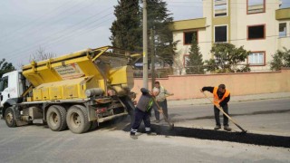 Kahramanmaraşta hasar gören yollar onarılıyor