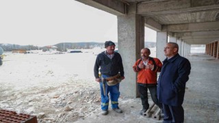 Kamyon garajı inşaatı yükseliyor