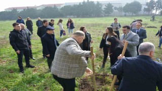 Karacabey MYO depremde hayatını kaybedenler anısına fidan dikti