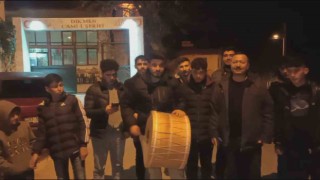 Karacasuda geleneği gençler yaşatıyor
