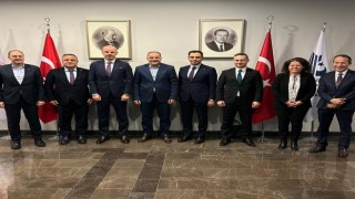 Kargo ve kurye sektörü deprem bölgesine 1 milyar TLnin üzerinde yardım yaptı