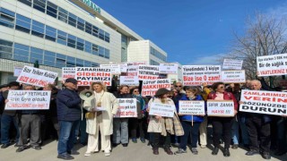 Kartalda Siemens Vakfının mağdur üyelerinden hakkımızı verin protestosu