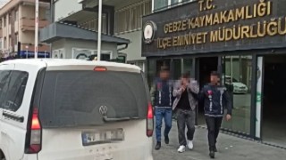 Kasten öldürme suçundan aranıyordu, yakayı ele verdi
