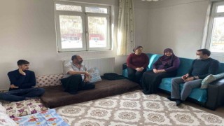 Kaymakam Karakaştan Çınar ailesine anlamlı ziyaret