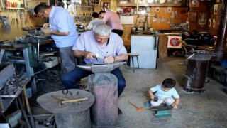 Kemaliyede kapı tokmaklarının sırları