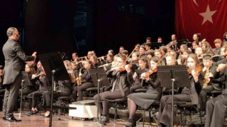 Kemerde gençlik orkestrası şehitler için sahnede olacak