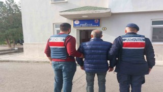 Kırşehir jandarmadan aranan şahıs operasyonu