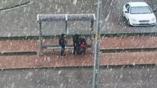 Kırşehirliler, Mart ayının son haftasında kar yağışı ile uyandı