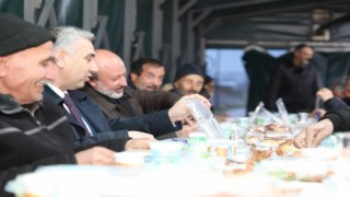 Kocasinan Belediyesi, iftar yemeğini evlere ulaştırdı