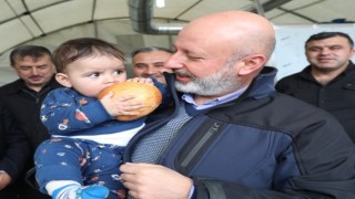 Kocasinandan kardeş belediye Türkoğlunda çocuklar için sokak oyunları şenliği