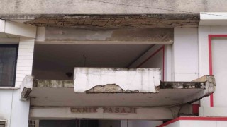 Kolonları patlayan pasajın yöneticisi: “Ben binada tehlike görmüyorum”