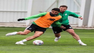 Konyasporda Galatasaray maçı hazırlıkları devam ediyor