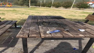 Köyceğizde parkta bulunan kimliği belirsiz kişiler tarafından yakıldı