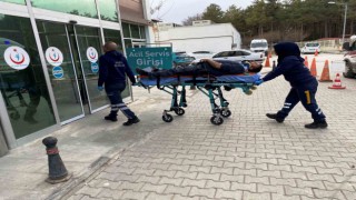 Kuluda tırın dorsesinden düşen şahıs yaralandı