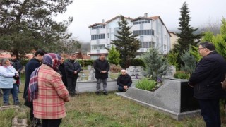 Kurtuluş Savaşıda Karadenizde cephane taşıyan Rahime Kaptan mezarı başında anıldı