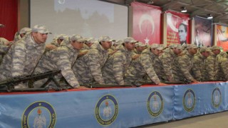 Kütahyada acemi eğitimini tamamlayan 2023-2B dönem askerler yemin etti