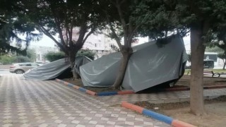 Kuvvetli rüzgar İskenderunda etkili oluyor